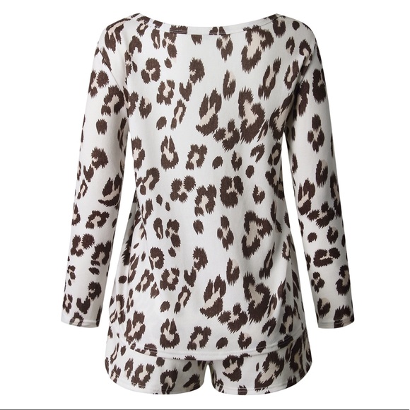 Restocked♦️🆕 Leopard Print Lounge Set - Picture 6 of 6